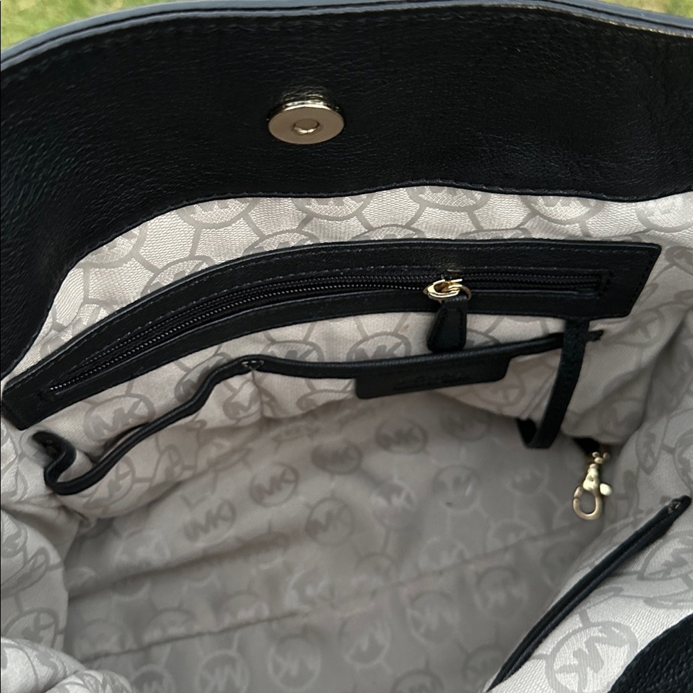 Michael Kors Hamilton Black Leather Satchel EUC - Picture 8 of 12